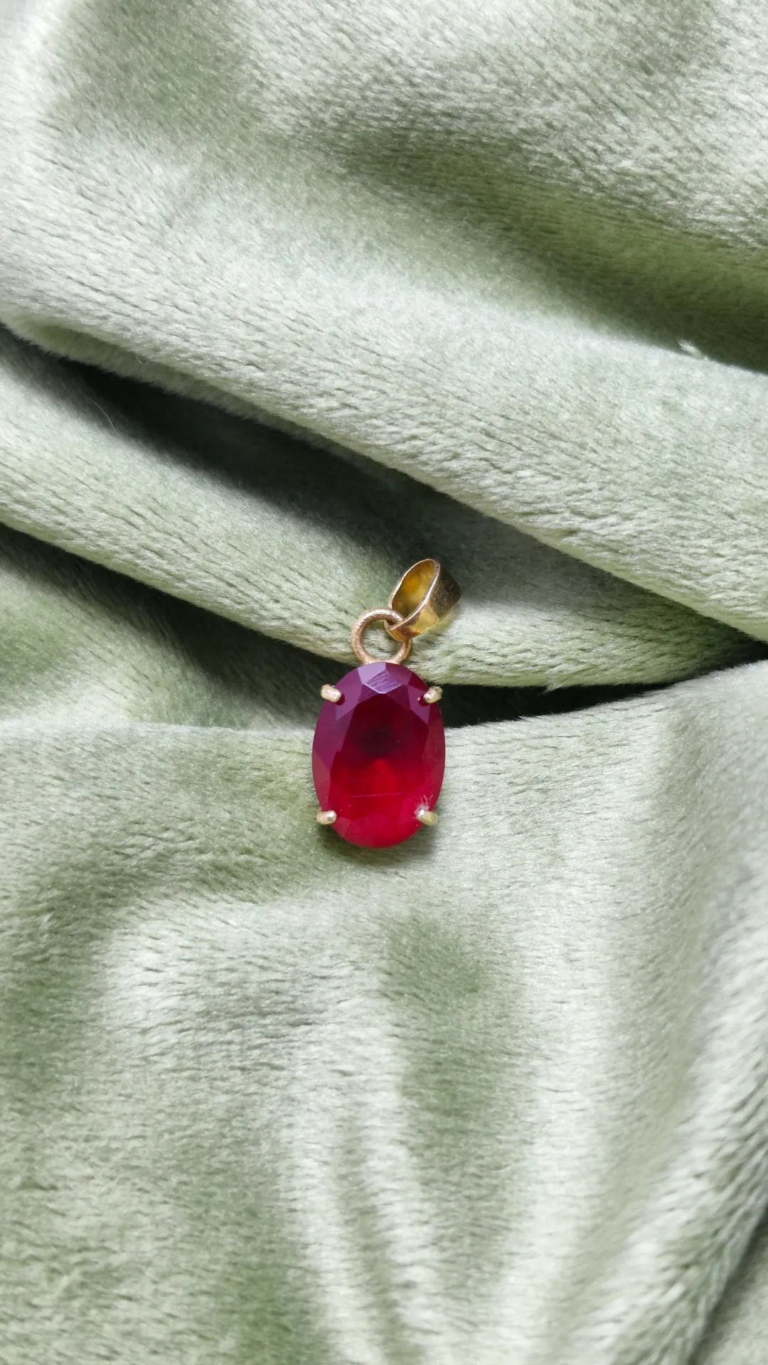 Ruby pendant
